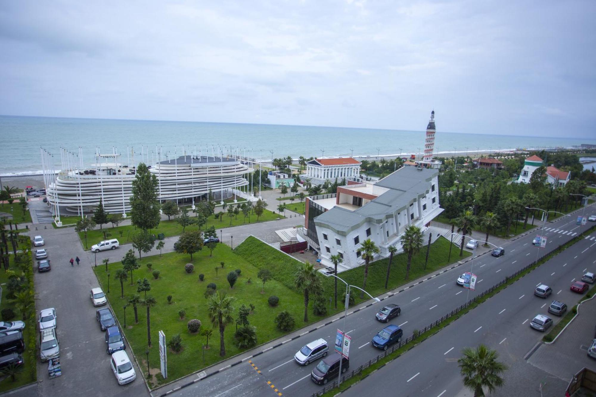 Olympic Batumi Lägenhet Exteriör bild