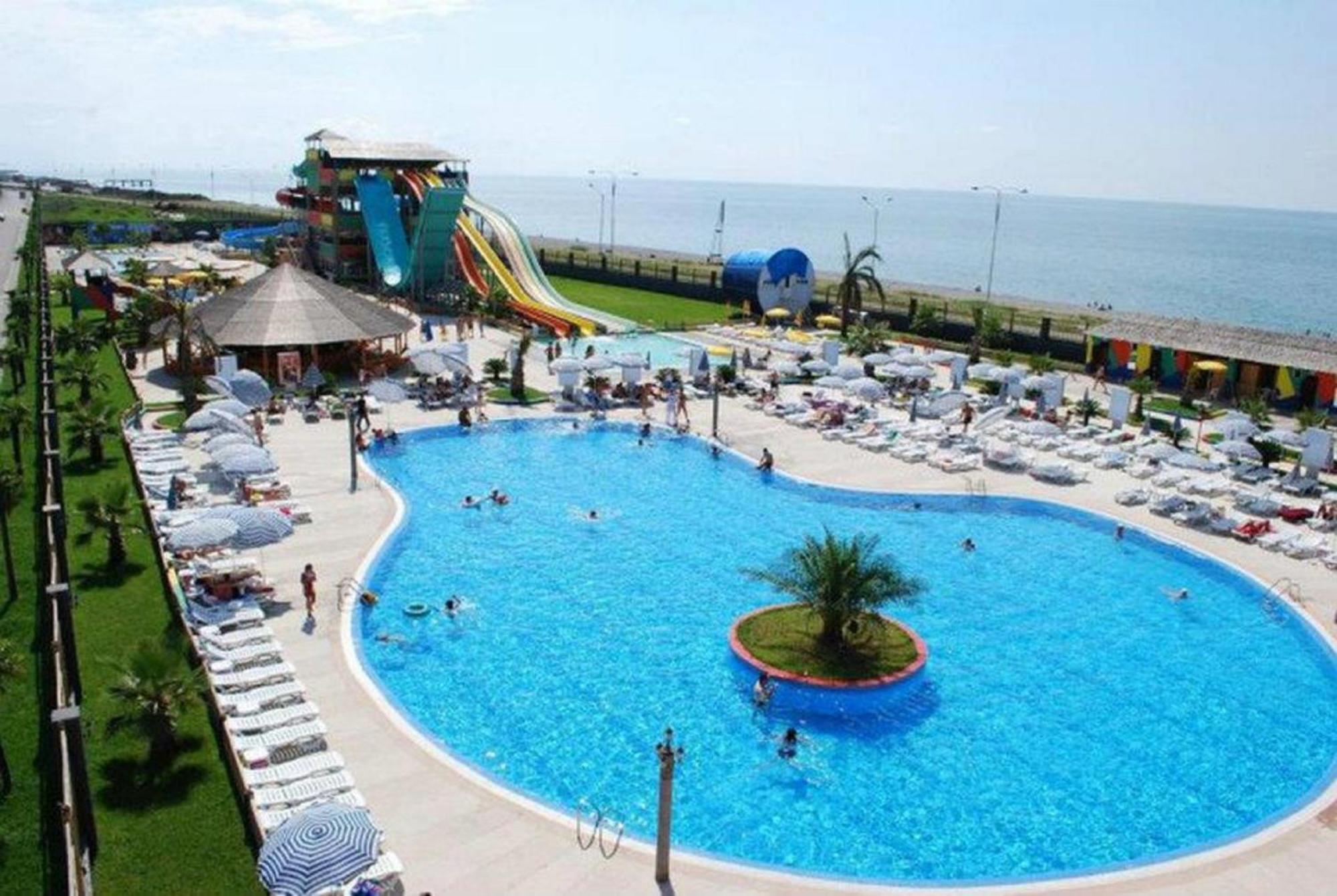 Olympic Batumi Lägenhet Exteriör bild